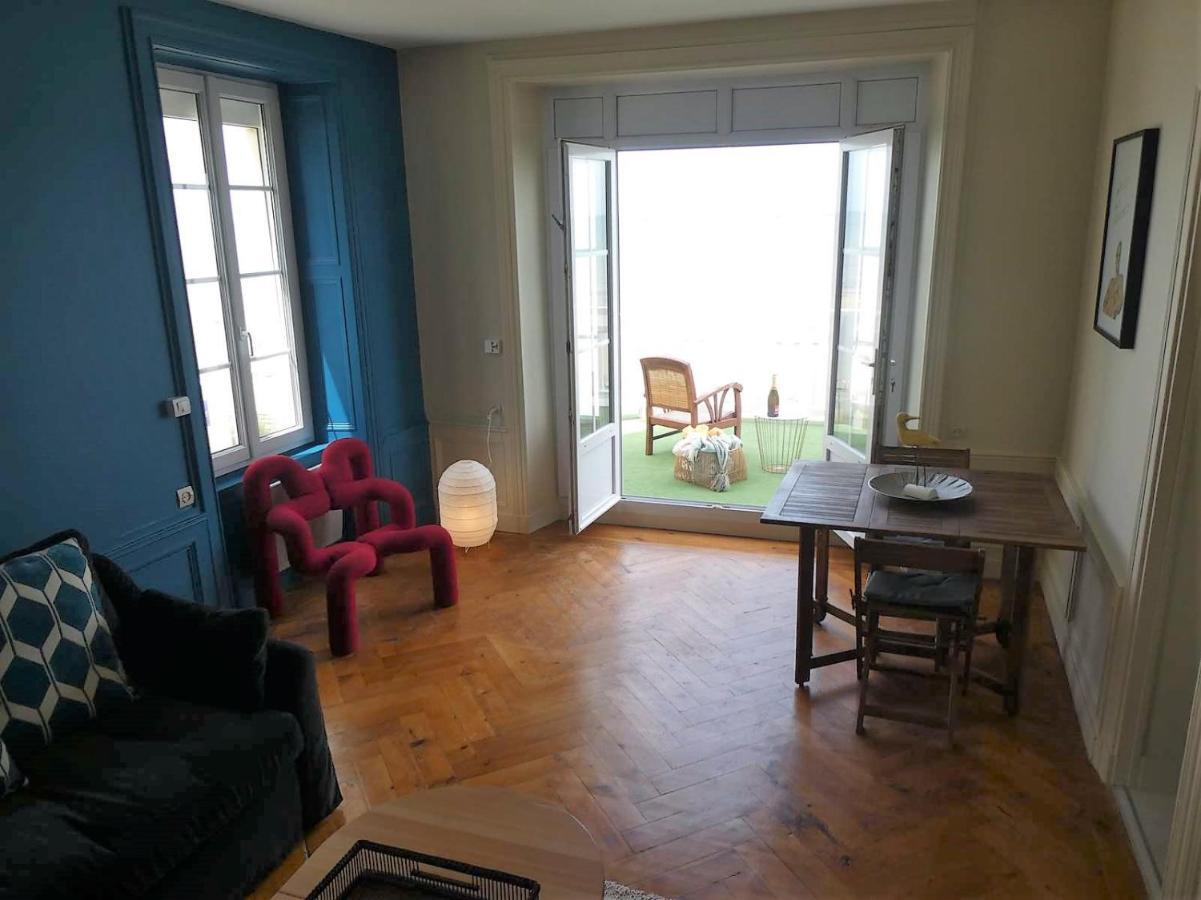 Appartement De Standing - Avec Terrasse Et Vue Mer Arromanches-les-Bains Exterior foto